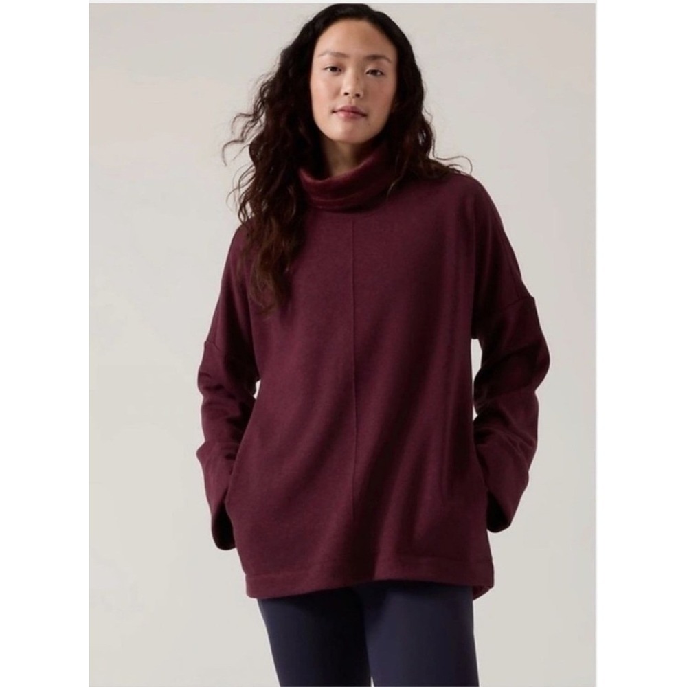 Athleta Oversized Funnel Neck Sweatshirt Women XL Burgundy Fleece Pockets